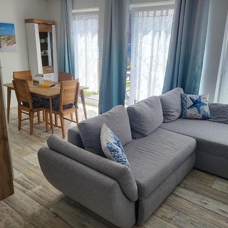 Ferienwohnung Seestern Im Haus-Neuharlingersiel Luaran gambar